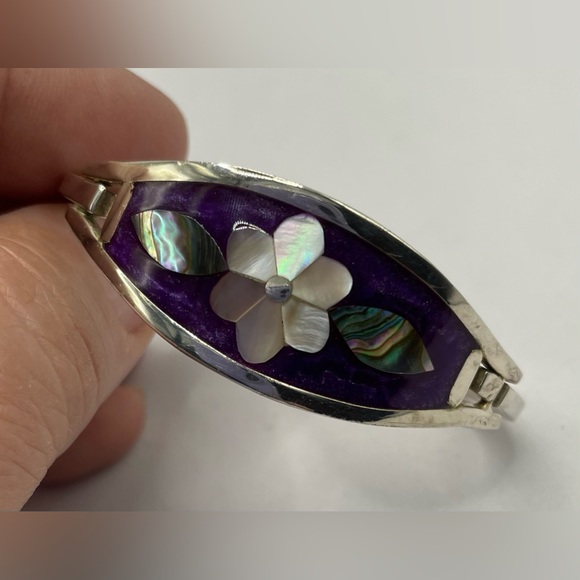 Vintage Signed Alpaca Mexico Silver Inlaid Flower Bangle Bracelet Child - Picture 9 of 9